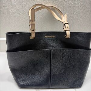 Michael Kors Medium Shoulder Bag